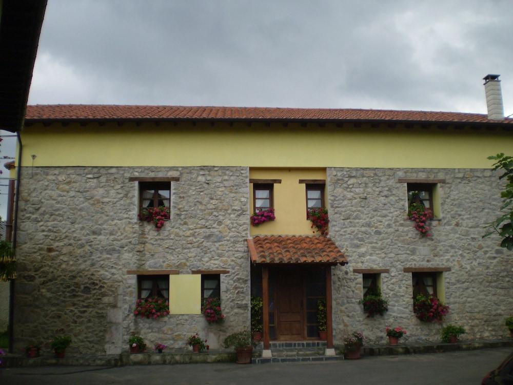 Casa De Aldea Ruiloba Otel Camango Dış mekan fotoğraf